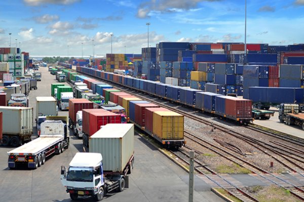 PIB do Brasil cresce 0&amp;#44;6% e o do transporte cai 0&amp;#44;1% no 3º trimestre de 2019
